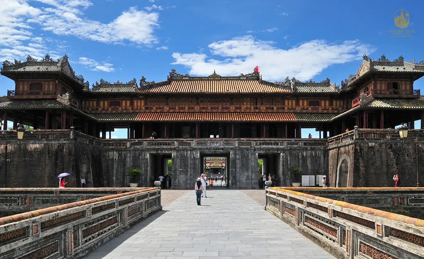 Discover Vietnam Highlights: 15-Day Scenic Train & Cultural Journey from Hanoi to Saigon